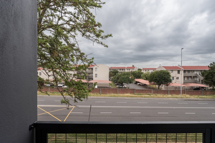 2 Bedroom Property for Sale in Joubert Park Western Cape